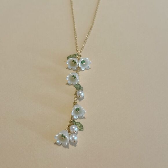 Elegant Floral Pearl Necklace S886 - Picture 5 of 6